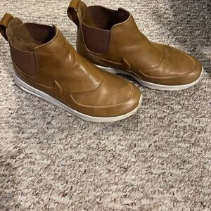 Nike Air Max Thea Ale Brown Leather Women's Boots  Size 7
